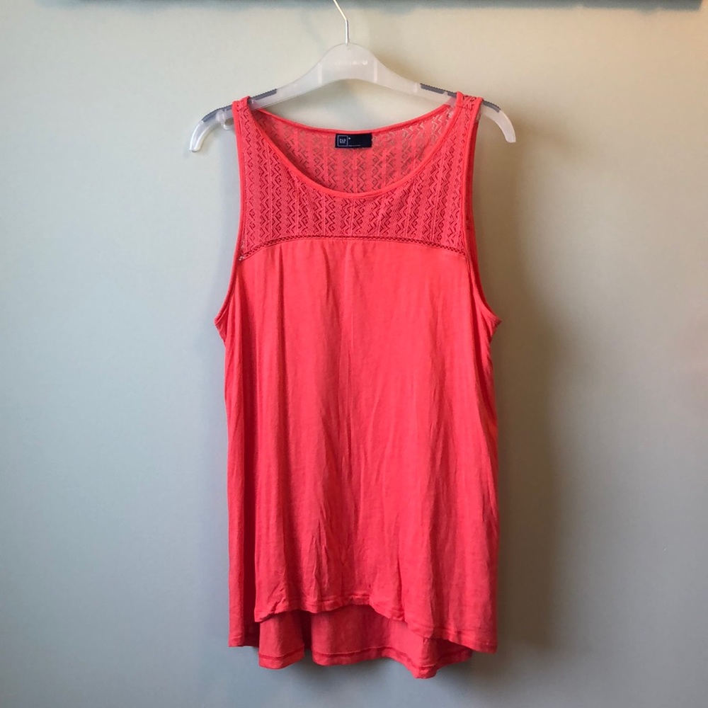 Tunic-style tank top in coral